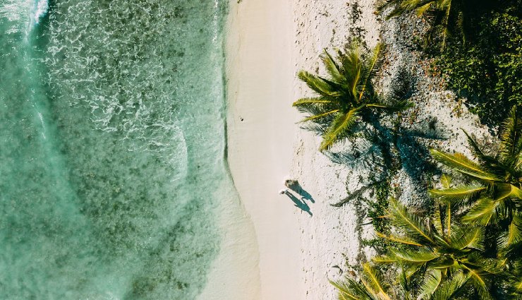 philippines beaches,best beaches in philippines,hidden gems in philippines,boracay white beach,tropical escapes,beach travel guide philippines,philippines coastal destinations,coral coves,windsurfing beaches,island hopping philippines