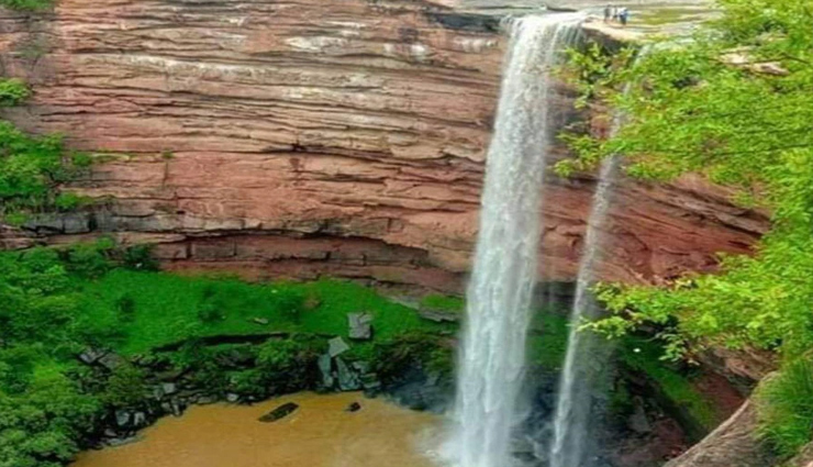 rajasthan,rajasthan tourism,famous waterfalls in rajasthan,places to visit in rajasthan