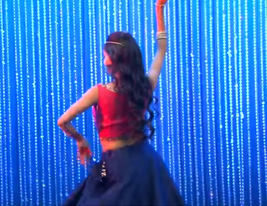 Video Viral- Bride's Sister Stunned Everyone With Her Hot Moves