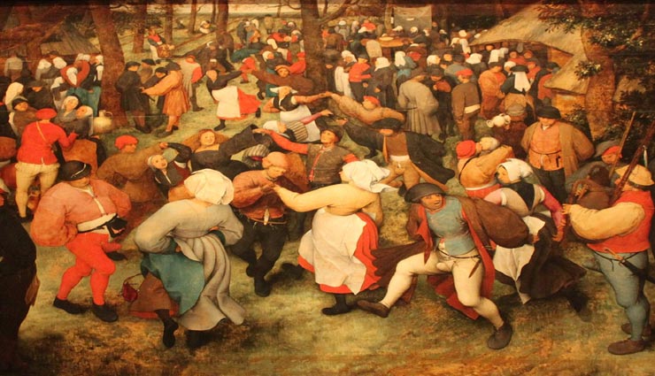 अचानक नाचने लगी महिलाऐं, हुई मौत, आज तक बना हुआ है रहस्य