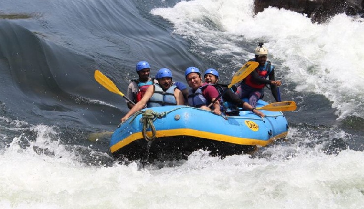 karnataka tourism,karnataka travel guide,mysore palace,coorg coffee plantations,hampi unesco heritage,bengaluru city tour,karnataka temples,karnataka forts,nature in karnataka,spiritual places karnataka,karnataka beaches,adventure in karnataka,cultural heritage karnataka,karnataka sightseeing,travel karnataka