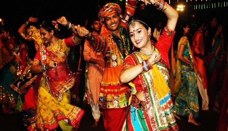 fashion tips,fashion tips in hindi,fashion ideas for attractive look,attractive look for dandiya night,janmashtami 2019,janmashtami special