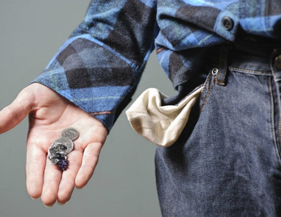 घर में दरिद्रता लाते है ये 9 वास्तु दोष 