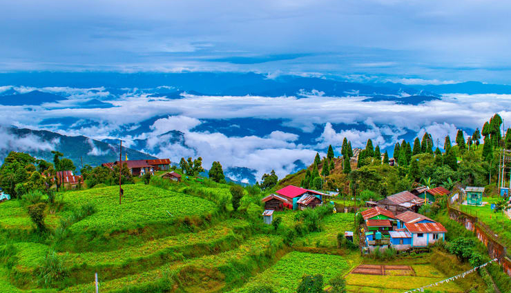 indian himalayas,attractions of the indian himalayas,travel,india travel,tourism,tourist attractions