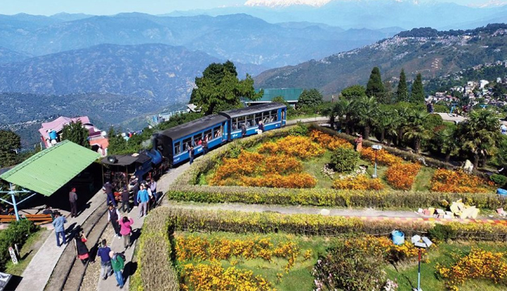 beautiful hill stations you must visit in india,hill stations in india,india tourist places,india tourism,tourist places in india,india travel guide,travel tips