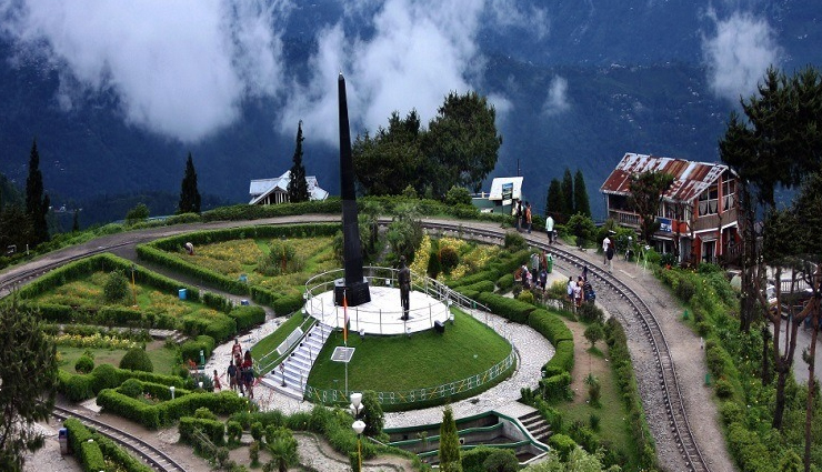 darjeeling,places to visit in darjeeling,tourist destinations in darjeeling