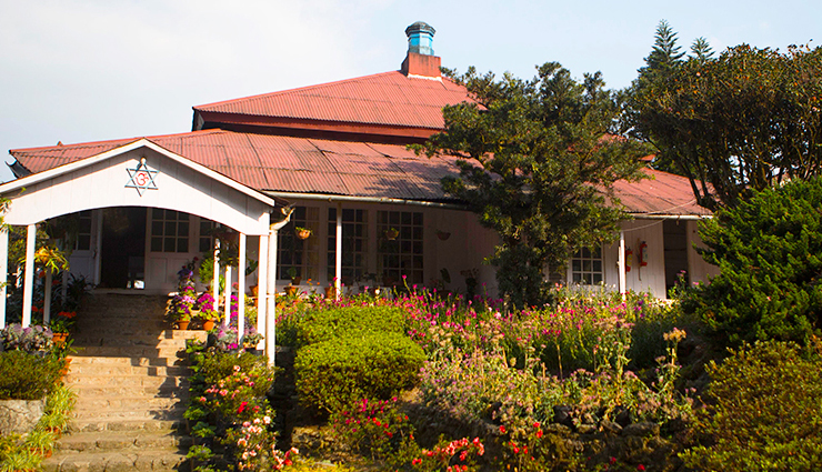 darjeeling tea gardens,darjeeling tourism,places to visit in darjeeling,glenburn tea estate,makaibari tea estate,happy valley tea estate,chamong tea estate,goomtee tea resort,darjeeling tea tourism,darjeeling tea plantation tours,best tea gardens in darjeeling,darjeeling tea experiences,darjeeling tea heritage,darjeeling tea culture,tea estates in darjeeling