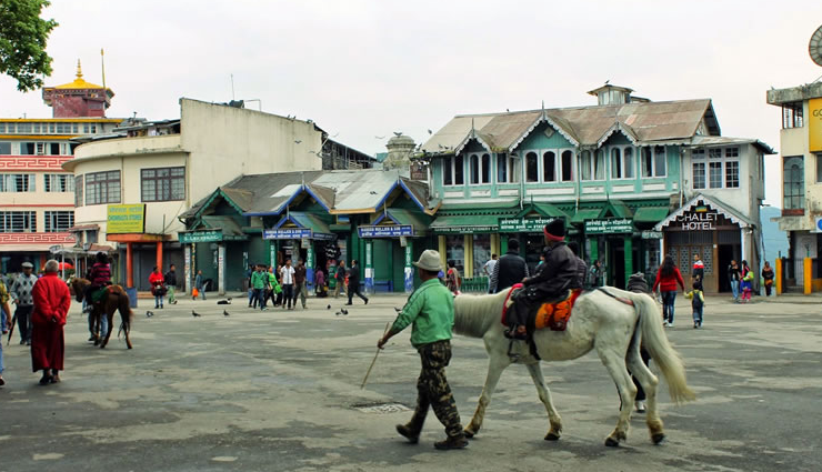 darjeeling activities,things to do in darjeeling,darjeeling attractions,darjeeling sightseeing,darjeeling experiences,explore darjeeling,top activities darjeeling,must-do in darjeeling,darjeeling adventure activities,darjeeling tourist spots,darjeeling outdoor adventures,darjeeling local attractions,darjeeling cultural experiences,darjeeling day trips,unique experiences in darjeeling,darjeeling nature activities,darjeeling mountain views,darjeeling heritage tours,darjeeling adventure sports,darjeeling hill station activities