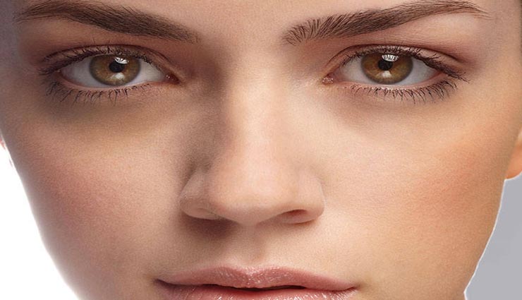 आंखों के नीचे पड़े काले घेरे घटाते हैं चहरे का आकर्षण, छुटकारा पाने के लिए आजमाए ये उपाय