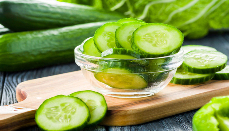 sweet almond oil,cucumber,rosewater,green tea bags,raw potato juice,ways to treat dark circle,dark circle home remedies,skin care tips,beauty tips