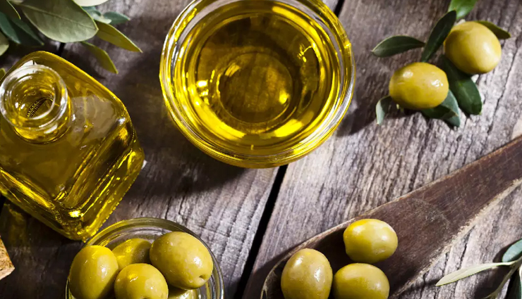 turmeric,lemon juice,Olive Oil,tomatoes,aloe vera gel,home remedies,home remedies for dark circles,skin care tips,beauty tips