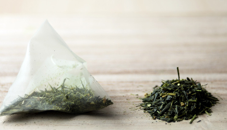 sweet almond oil,cucumber,rosewater,green tea bags,raw potato juice,ways to treat dark circle,dark circle home remedies,skin care tips,beauty tips