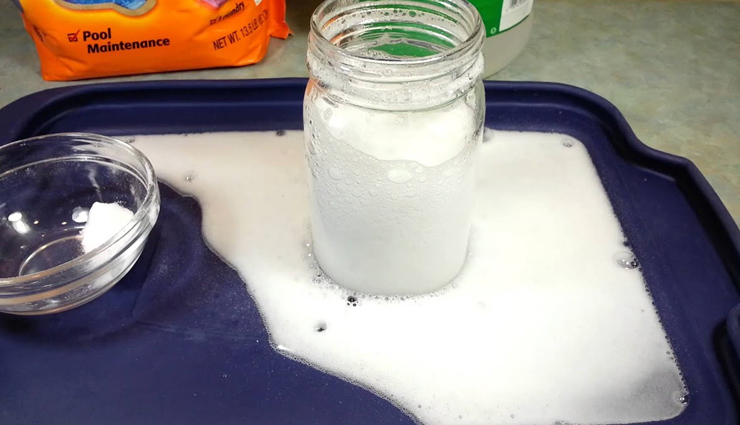 Lemon,fresh lemon juice olive oil and salt,baking soda mixed with milk,coconut oil and lemon juice,olive oil and sugar,dark elbows,home remedies to treat dark elbows,skin care tips,beauty tips,summer tips