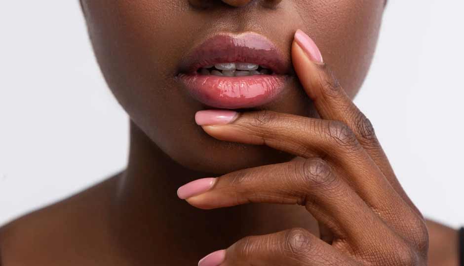 8 DIY Ways to Help Reduce Dark or Pigmented Lips Naturally