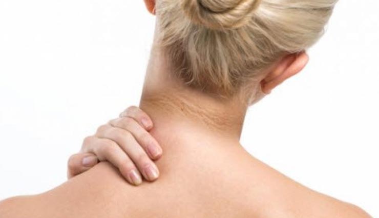 गर्दन का कालापन घटाता है खूबसूरती, ले इन घरेलू उपायों की मदद