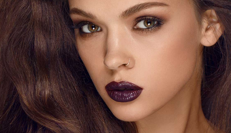 lipsticks stay longer,tips to make lipsticks stay longer,lipsticks,beauty tips,beauty,make up tips