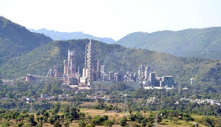 solan tourism,himachal pradesh attractions,gilbert trail,haunted grave of barog,bon monastery,christ church kasauli,monkey point kasauli,darlaghat wildlife sanctuary,moksha himalaya spa,solan brewery,himalayan foothills,kasauli hill station,darlaghat eco-treks,solan industrial hub,mohan meakin limited