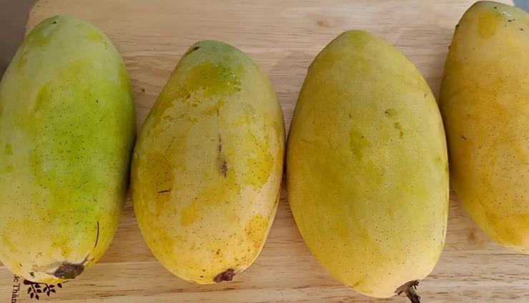 mango varieties,types of mangoes,different mango cultivars,popular mango types,exotic mango varieties,unique mango cultivars,mango species and varieties,mango diversity and types,best mango types to try,exploring different mango varieties