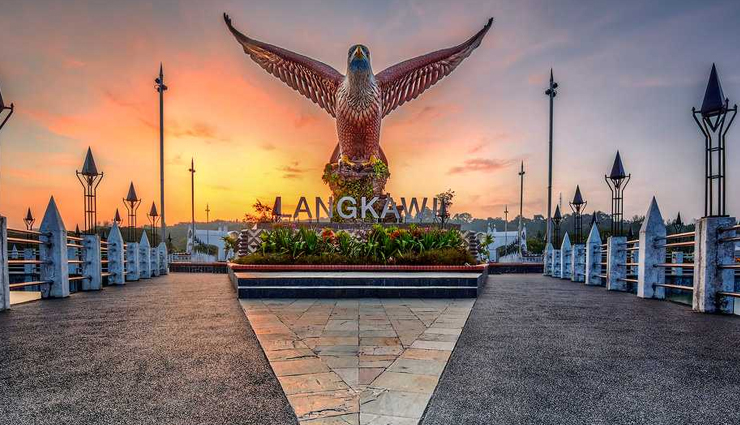 langkawi tourist attractions,best places to visit in langkawi,langkawi island sightseeing,langkawi natural wonders,langkawi adventure activities,langkawi beaches,langkawi cable car,kilim karst geoforest park,langkawi wildlife park,langkawi sky bridge,underwater world langkawi,langkawi waterfalls,langkawi island hopping,eagle square langkawi,langkawi mangrove tours,langkawi night markets,langkawi geopark,langkawi historical sites,langkawi lighthouse,langkawi nature reserves