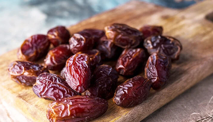 raksha bandhan dessert recipe,date rolls dessert,perfect raksha bandhan delight,date rolls recipe,festive dessert ideas,indian dessert for raksha bandhan,sweet treats for rakhi,homemade date rolls,rakhi celebration recipes,easy raksha bandhan dessert