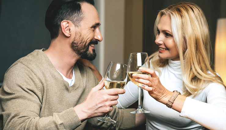 perfect conversation tips on first date,dating tips,dating rules,first date tips,mates and me,relationship tips