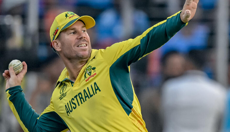 भारत-आस्ट्रेलिया T-20 सीरीज से बाहर हुए डेविड वॉर्नर, स्वदेश लौटे