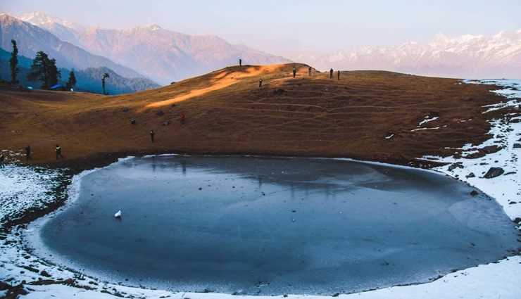 बनाएं गर्मी की छुट्टियों में इन जगहों पर घूमने का प्लान, खुलकर ले सकेंगे ट्रेकिंग का आनंद summer trekking getaways,trekking in the summertime,best summer trekking destinations,scenic summer treks,offbeat summer trekking trails,adventure-filled summer treks,trekking amidst nature in the summer season,trekking escapades for summer vacation,mountain trekking in summer,summer trekking tours