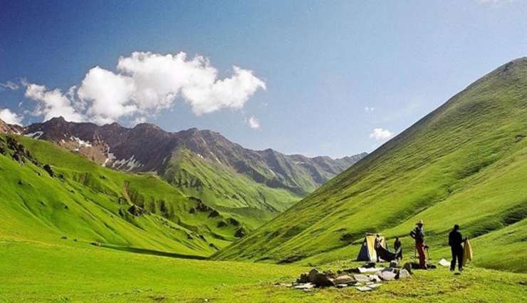 places you can visit in india during spring,holidays travel,tourism