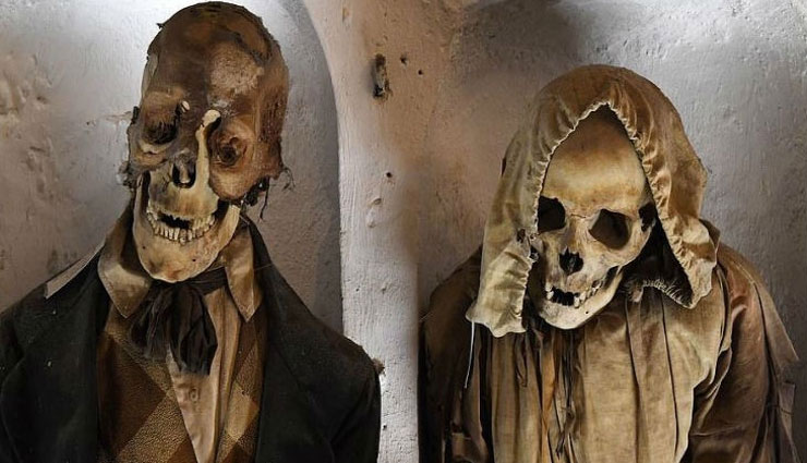 इटली : सिलसिली द्वीप के संग्रहालय में 8 हजार लाशों की प्रदर्शनी 