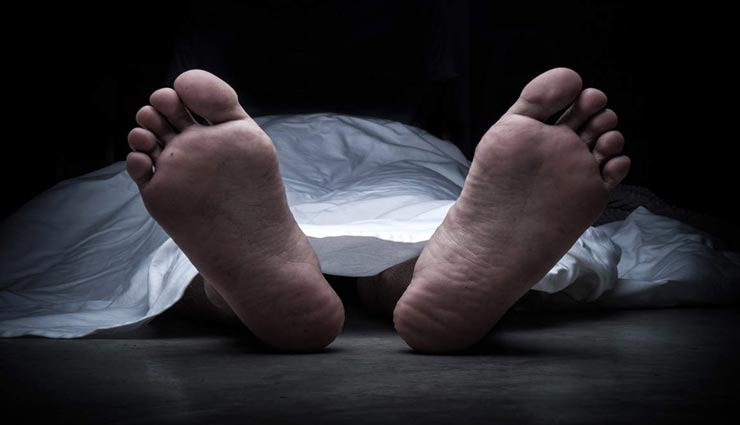 दिल्ली : गांव जाने की मामूली बहस को लेकर महिला ने दो बच्चों की हत्या कर की खुदखुशी