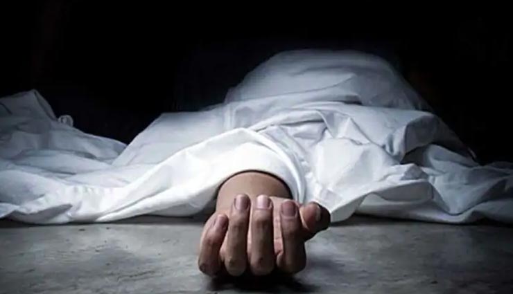 फरीदाबाद : 11वीं के छात्र ने स्कूल में ही की खुदखुशी, हाथ पर लिखा नाम बना सवाल