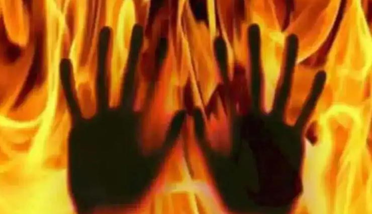 नागौर : लकड़ियों में आग लगाकर कूदी महिला, पुलिस के सामने जली जिंदा