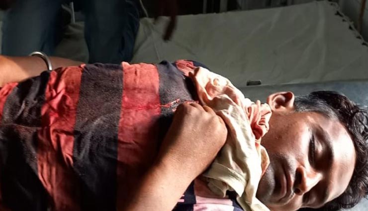 धौलपुर : पत्नी ने पैसे देने से मना किया तो पति ने दी आत्महत्या करने की धमकी, ब्लेड से काटी अपनी गर्दन