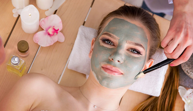 6 Proven Benefits of Dead Sea Mud Masks For Skin