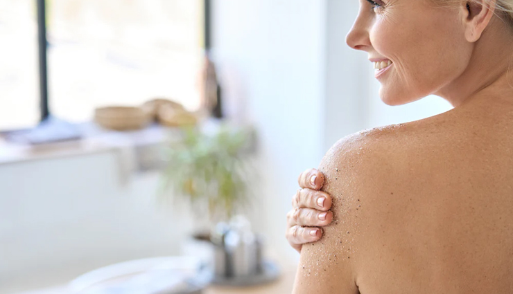 honey benefits for skin,reasons to use honey on skin,honey skincare advantages,natural skin benefits of honey,honey for healthy and glowing skin,honey for skincare routines,moisturizing effects of honey on skin,antioxidant properties of honey,clear skin with honey,healing properties of honey for skin,using honey for radiant skin,honey in beauty routines,honey for acne-prone skin,nourishing skin with honey,honey skincare tips