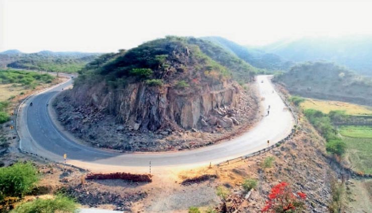 भीलवाड़ा : हादसों का कारण बन रहा यह घातक माेड़, ले चुका हैं कई लोगों की जान