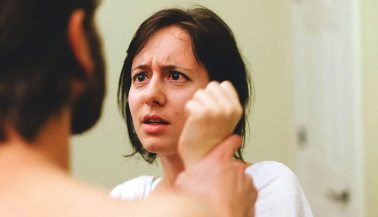 4 Tips To Deal With a Self Centered Partner