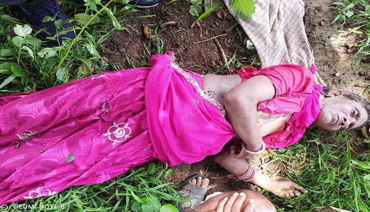 उदयपुर : आकाशीय बिजली गिरने से हुई पेड़ के नीचे खड़ी महिला की मौत, राष्ट्रीय पक्षी मोर भी मरा 