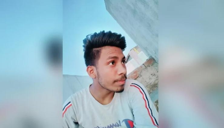 उत्तरप्रदेश : जंगल में पेड़ पर लटका मिला युवक का शव, लाडले बेटे की मौत से परिवार सदमे में