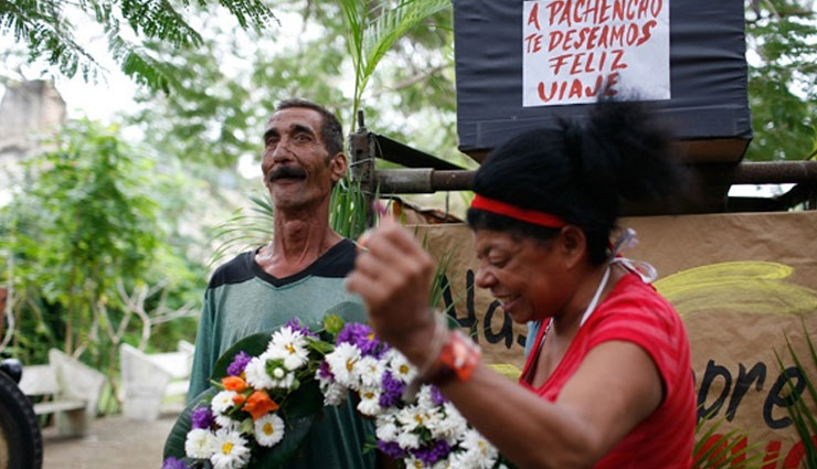 weird story,cuba people,buried alive human
