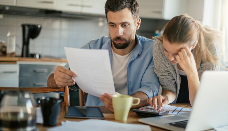 budgeting as a couple,financial planning for couples,couple budgeting tips,managing finances in marriage,financial goals as a couple,reducing financial stress,equal financial partnership,communication about money,achieving financial milestones,avoiding debt as a couple