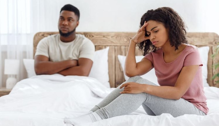 signs of drifting apart in a relationship,reduced communication in relationships,love fading over time,relationship maturity signs,when romance fades,growing apart in relationships,signs of emotional distance,relationship dynamics,relationship transitions,losing connection with partner