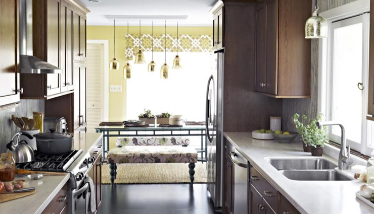 decorate kitchen,kitchen cleaning tips ,किचन टिप्स, डेकोरेशन टिप्स, किचन की सुंदरता के उपाय, किचन की साफ़-सफाई 