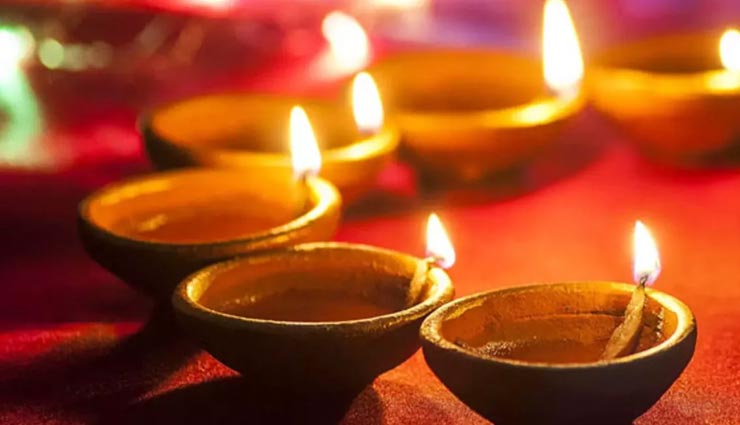 घर में सुख-शांति के लिए दशहरे पर जरूर करें ये 7 काम, आएगी खुशियां
astrology tips,astrology tips in hindi,dussehra,dussehra special,dussehra2020,maa durga