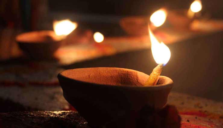 इन उपायों से दूर करें पैसों की किल्लत, होगी आकस्मिक धन प्राप्ति astrology tips,astrology tips in hindi,money measures