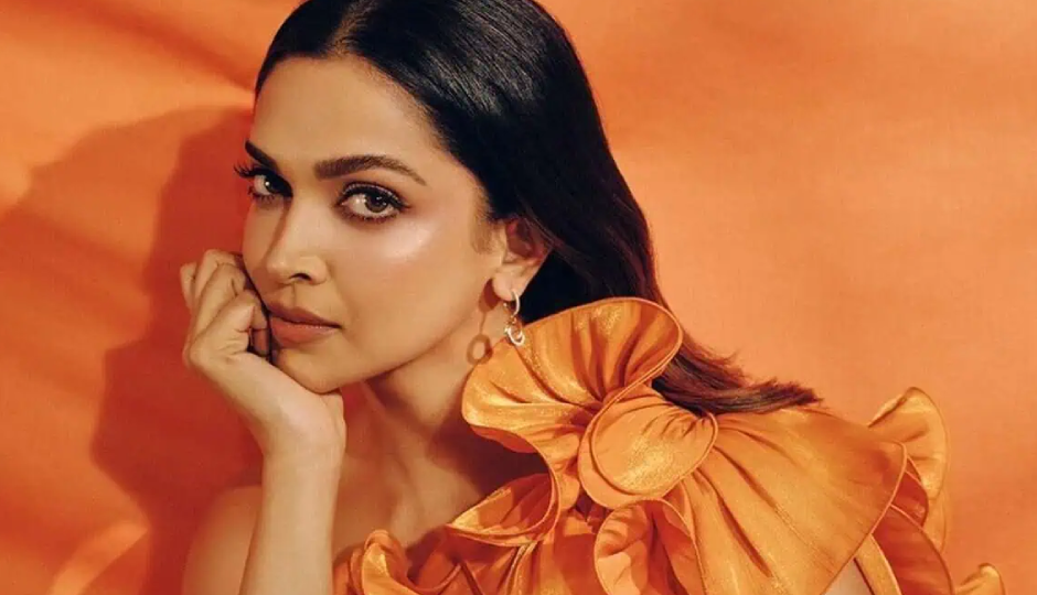 saiyaara,saiyaara movie,actress aneet padda,aneet padda,saiyaara aneet,nyaya web series,ahaan pandey,deepika padukone,actress deepika padukone