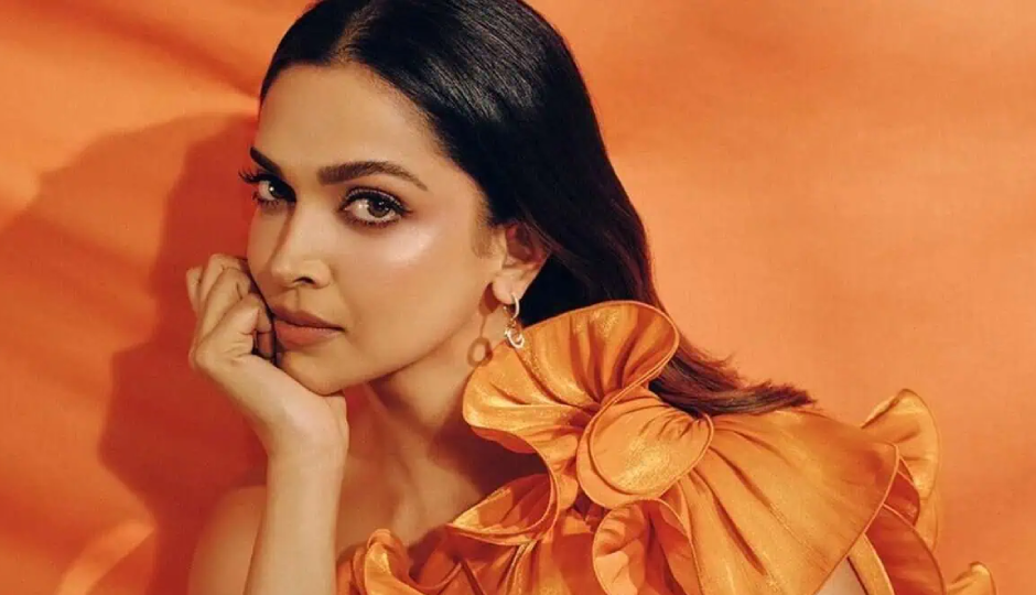 2 News : दीपिका ने दिखाई दुआ के पहले जन्मदिन की झलक, अनाया बांगड़ को फेमस क्रिकेटर ने भेजी अश्लील फोटो