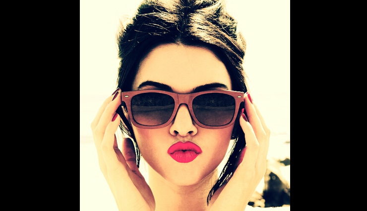 Kareena Kapoor Khan,deepika padukone,priyanka chopra,sunny leone,alia bhatt,sonam kapoor,sonakshi sinha,sonakshi sinha,bollywood pouts