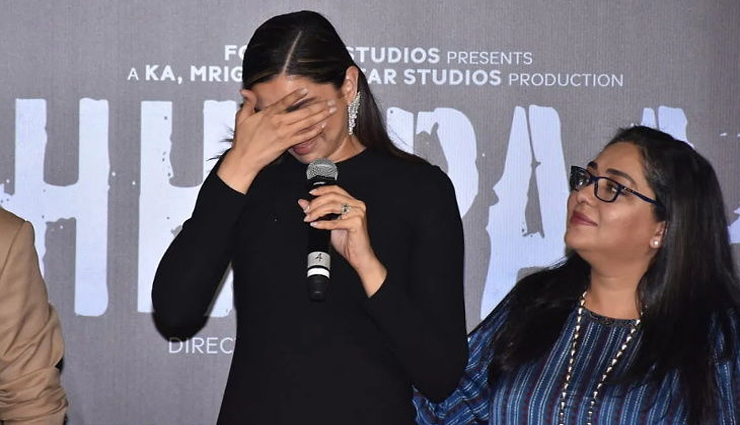 chhapaak trailer,laxmi agarwal,chhapaak movie trailer,deepika padukone,chhapaak trailer date,chapak trailer,deepika cry at trailer launch,entertainment,bollywood news in hindi