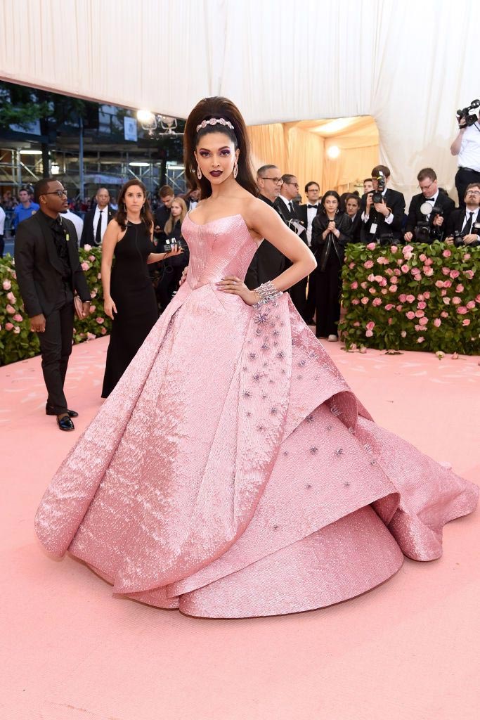 deepika padukone,priyanka chopra,met gala 2019,deepika padukone pregnant,deepika padukone new movie,nick jonas,ranveer singh,entertainment,bollywood